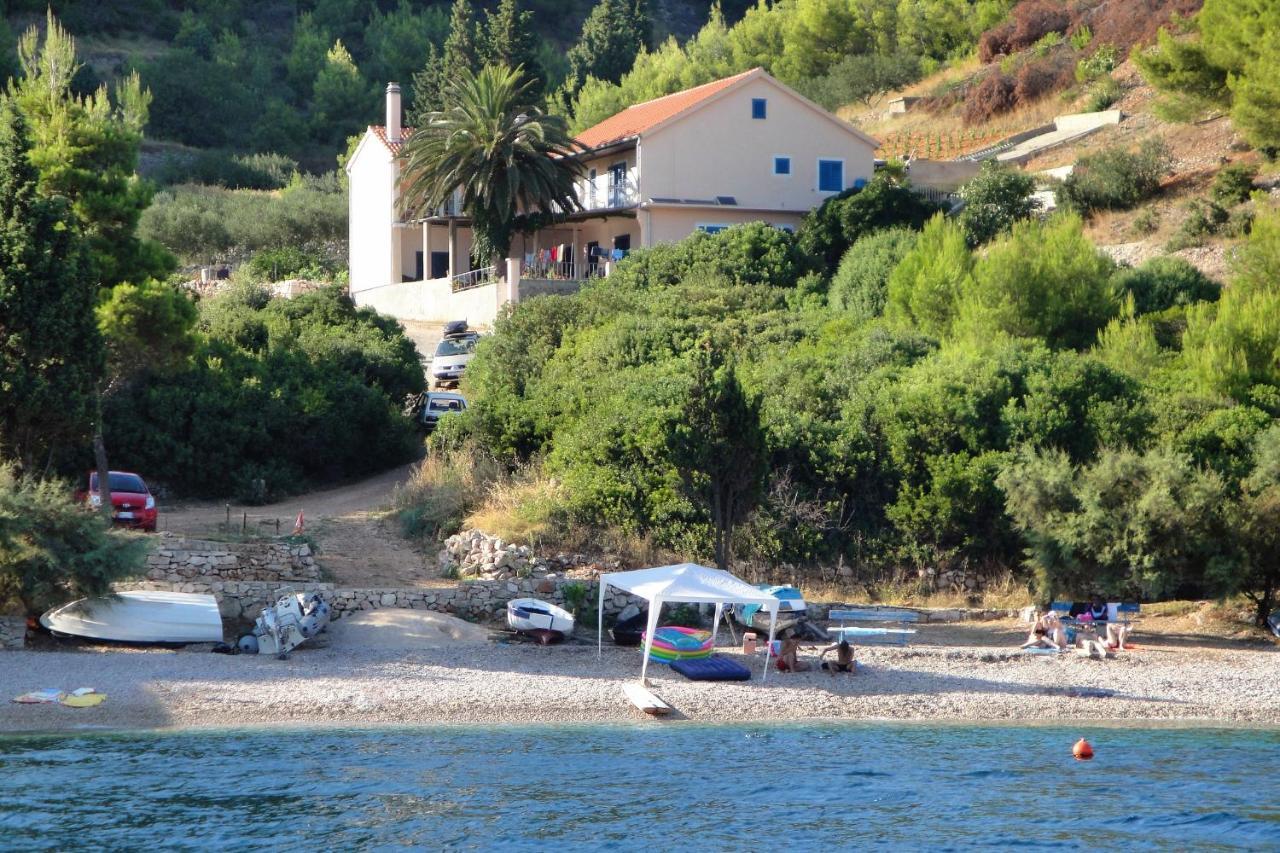 Seaside Secluded Apartments Cove Tvrdni Dolac, Hvar - 4008 Gdinj Esterno foto