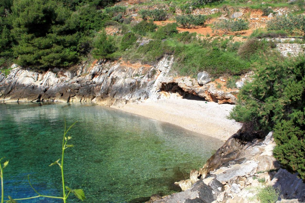 Seaside Secluded Apartments Cove Tvrdni Dolac, Hvar - 4008 Gdinj Esterno foto
