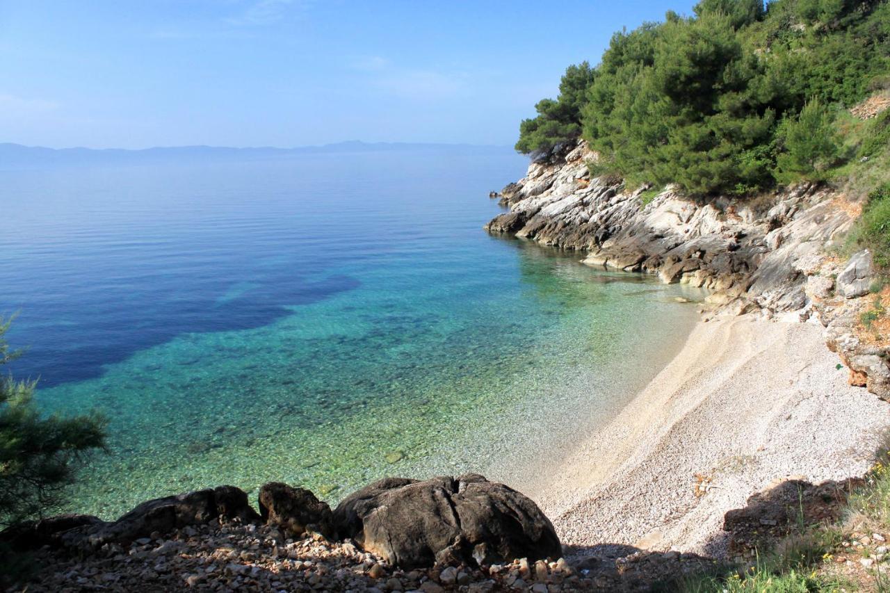 Seaside Secluded Apartments Cove Tvrdni Dolac, Hvar - 4008 Gdinj Esterno foto